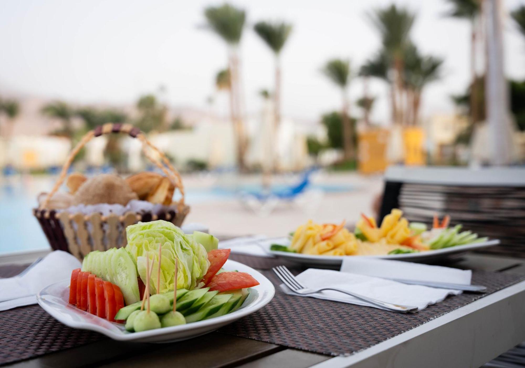 Lagoon Club & Ex Tirana Dahab
